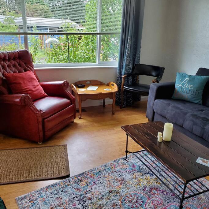 Sweet 2 Bedroom Close To U Of Oregon & Track! 尤金 外观 照片
